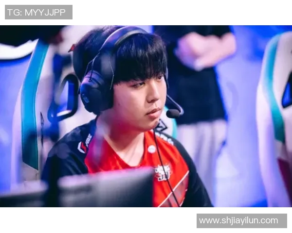 电竞新闻FPX以95分领跑全球总决赛积分榜展现强大实力与竞争优势